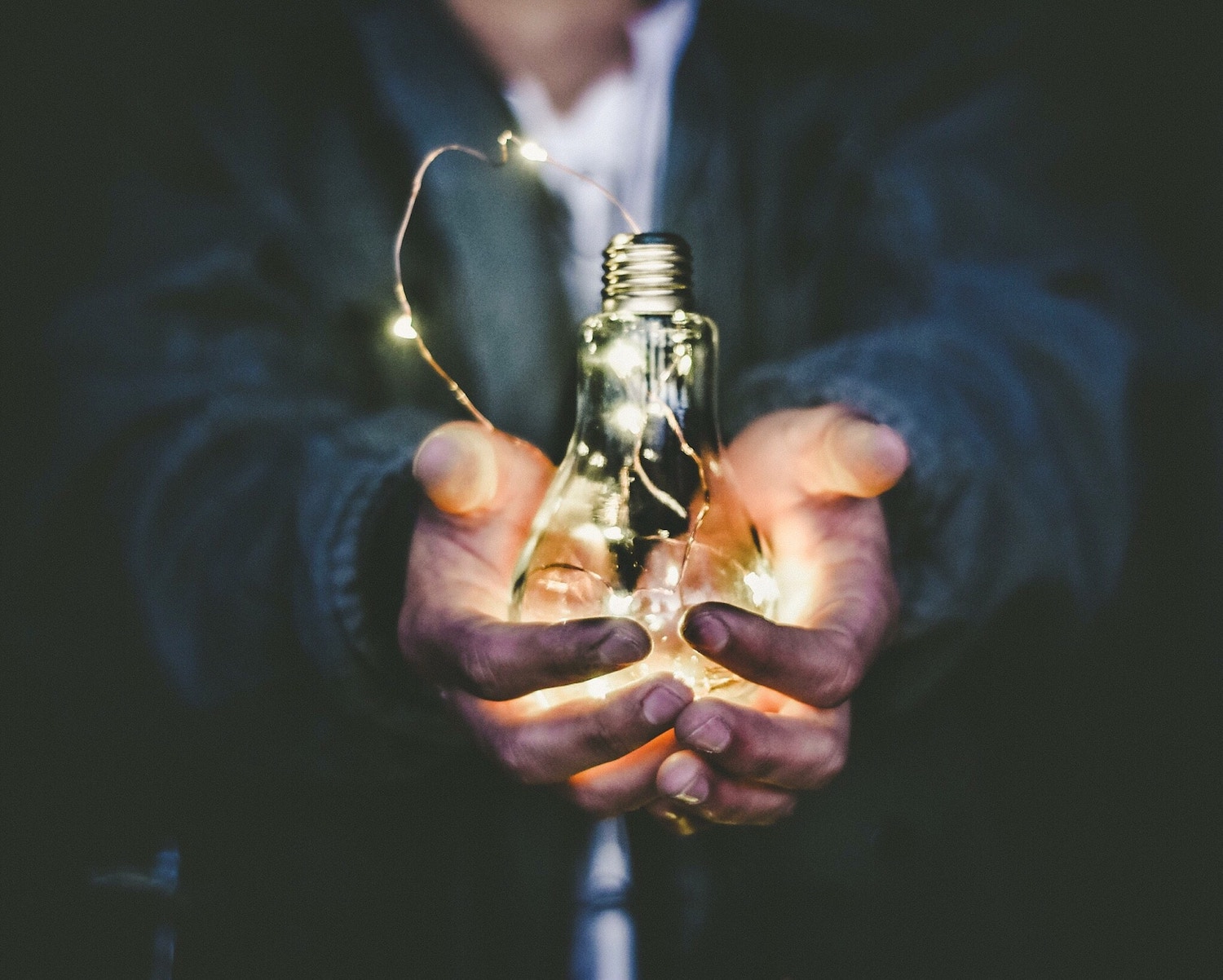 riccardo-annandale-7e2pe9wjL9M-unsplash How counselling can help children and young people